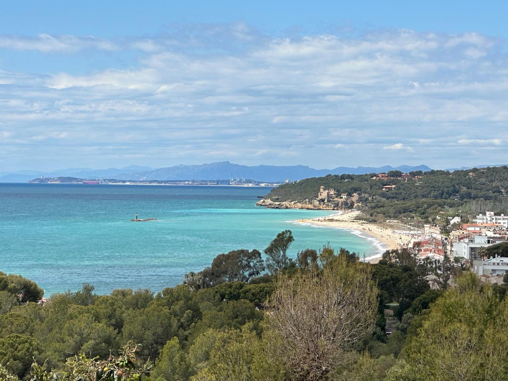 Villa Alex Altafulla Hermosa Casa Con Espectaculares Vistas Al Mar Y A Tocar De Una Idilica Calita Bagian luar foto